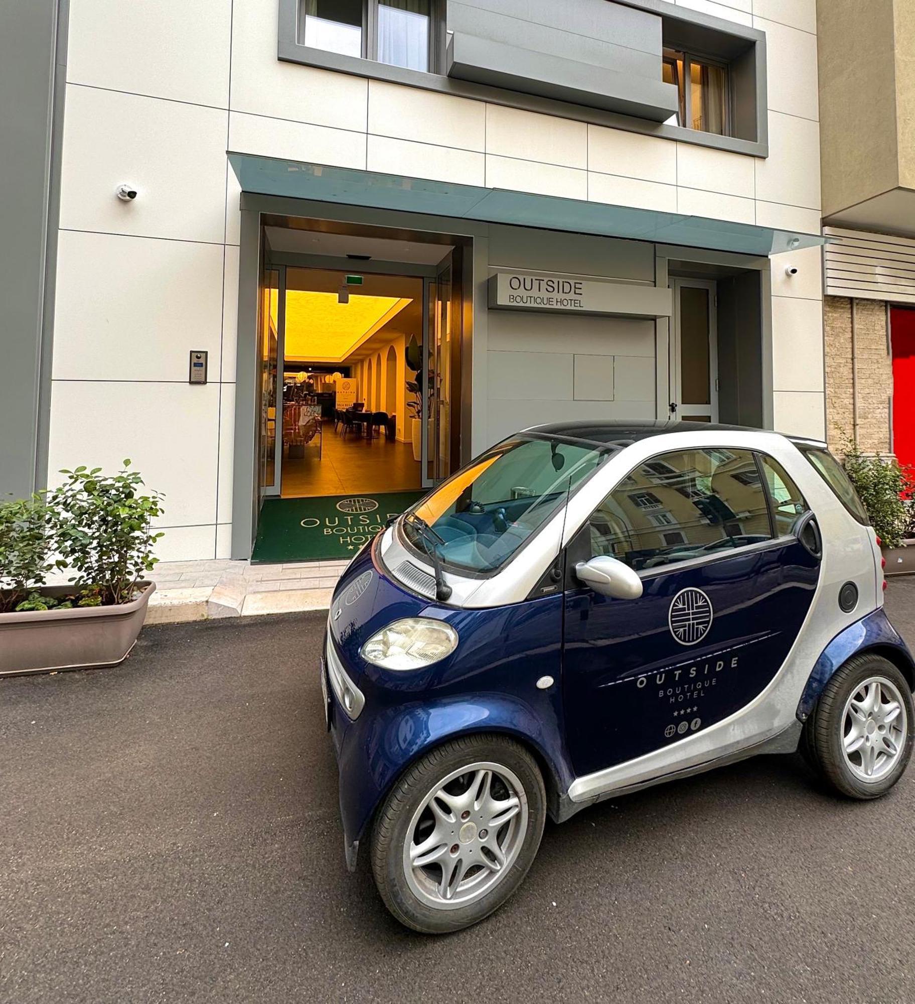 Outside Boutique Hotel Фоджиа Экстерьер фото