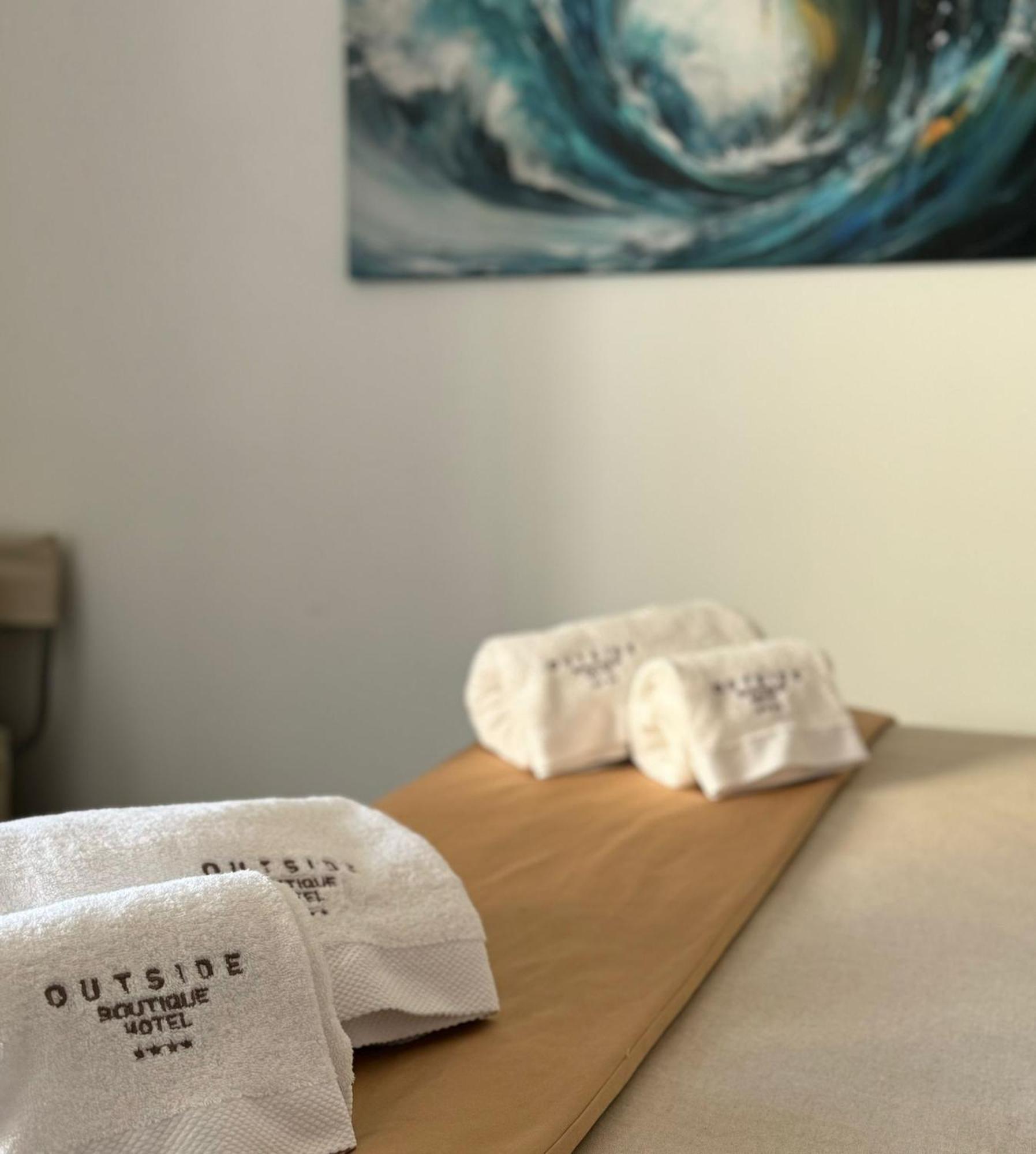 Outside Boutique Hotel Фоджиа Экстерьер фото